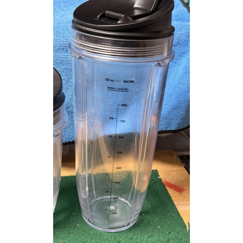 Nutri Ninja 32oz &‎ 18oz Cups w Lids + Blade 710ml Blender Set